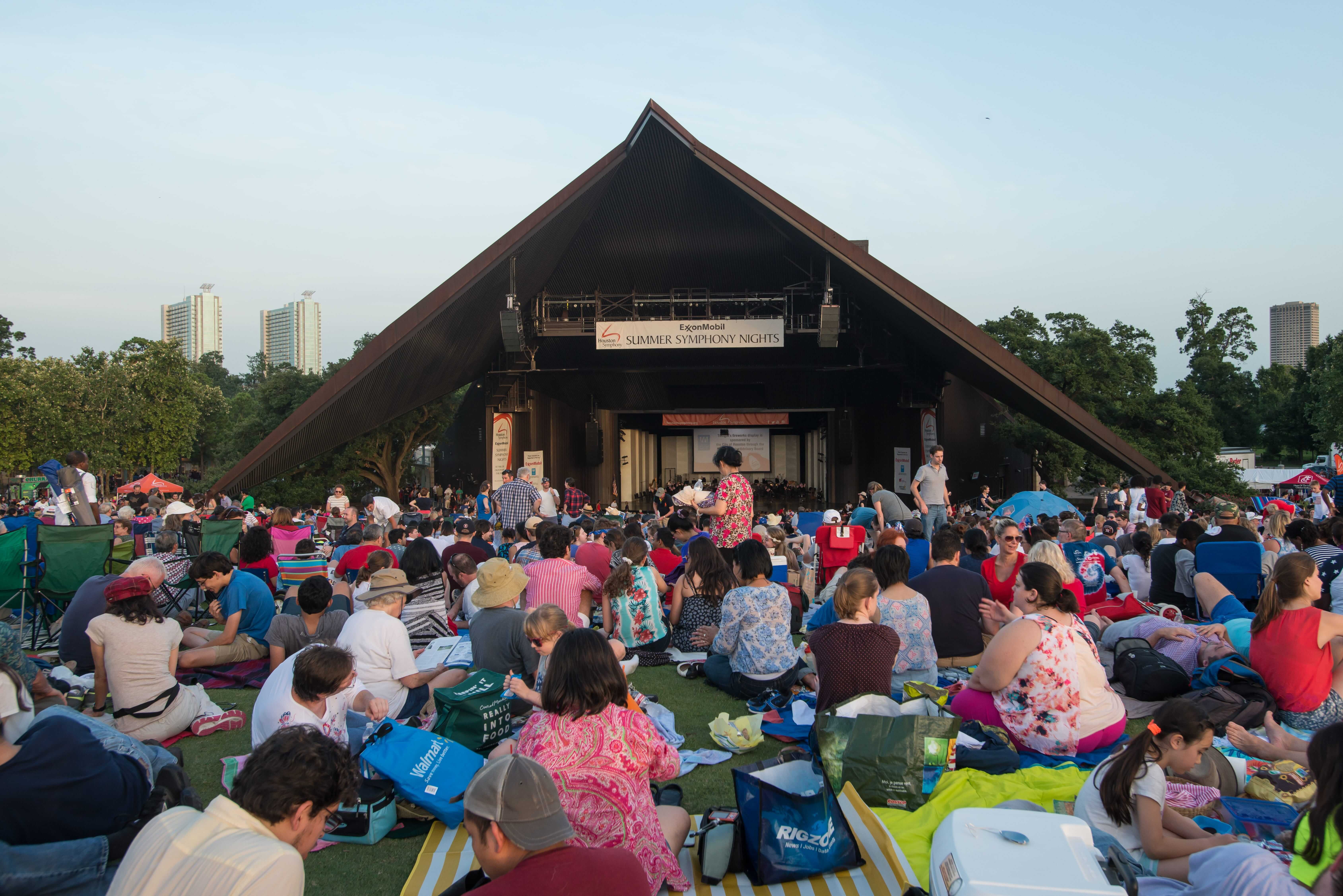 Rising Violinist And Emerging Austrian Conductor Make Houston Symphony Debuts This Summer