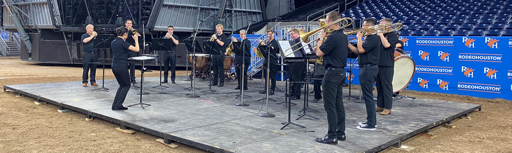 Symphony Musicians at the Houston Livestock Show and Rodeo</b></em></small> rodeo-2022_2000