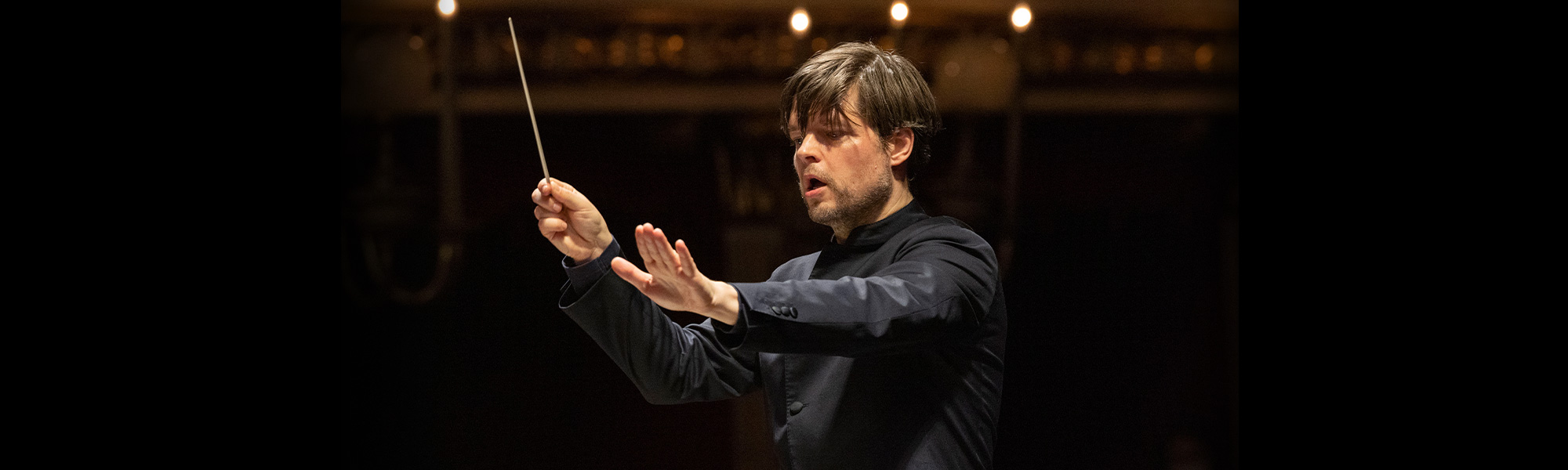 Music Director Designate Juraj Valčuha</h5>