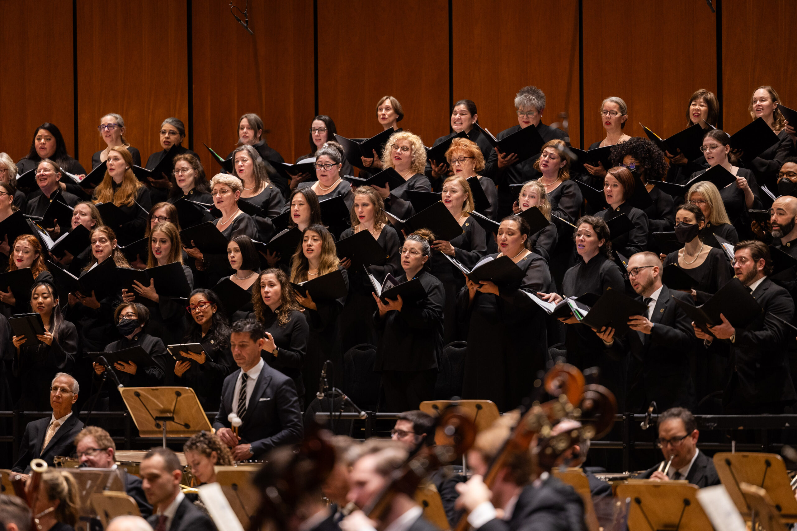 Sopranos and Altos of the Houston Symphony Chorus