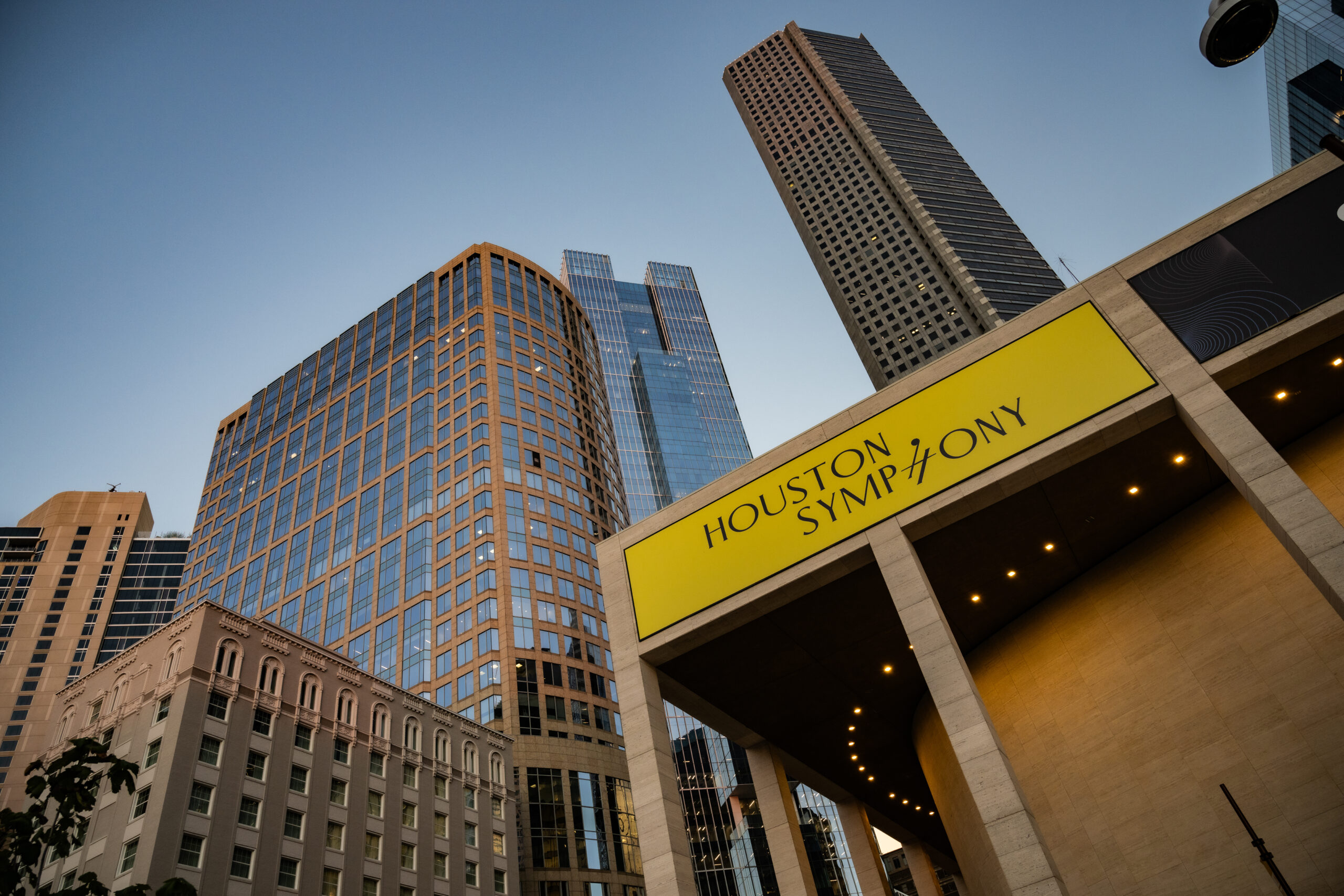Houston Symphony Names New Members Of Its  Board Of Trustees And Council Chairs  For The 2025–26 Season